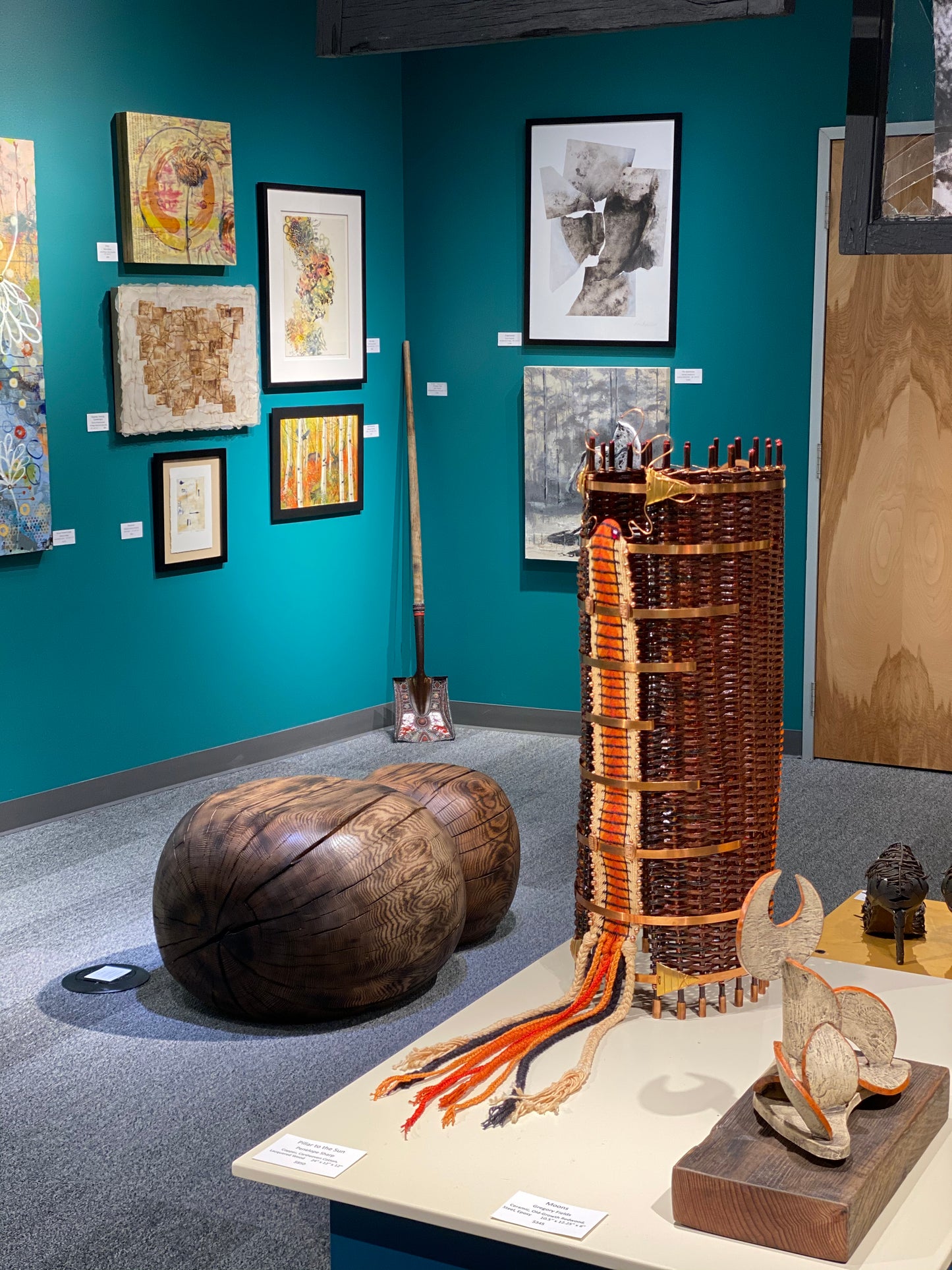 BUBU sculptural bench